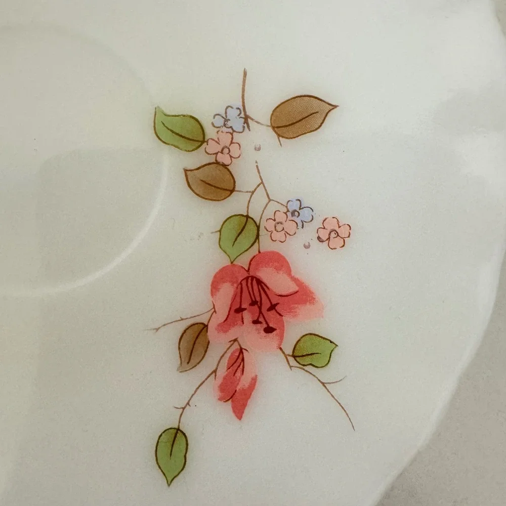 Opalong by MUN HWA Small Saucers Set of 3 Floral‎ Design Vintage